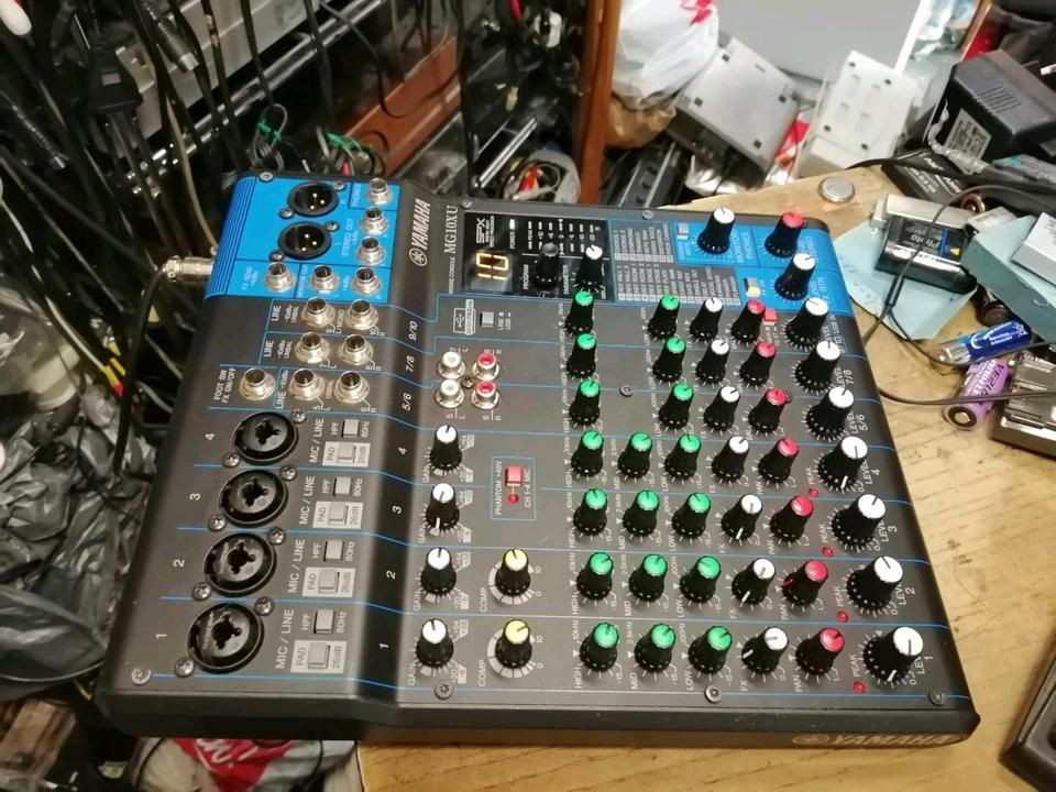 YAMAHA MG10XU, Mixer mit Original-Adapter!!!