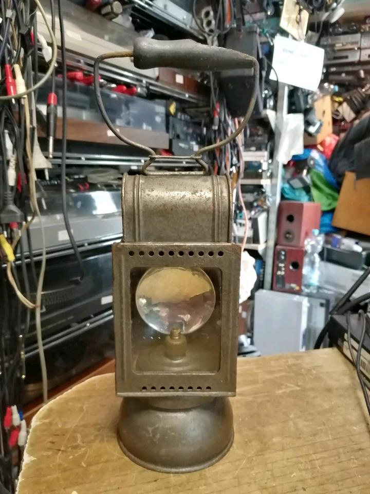 KARBITLAMPE F. F. A. Schulze Berlin (D. R.) NICHT GETESTET!!!