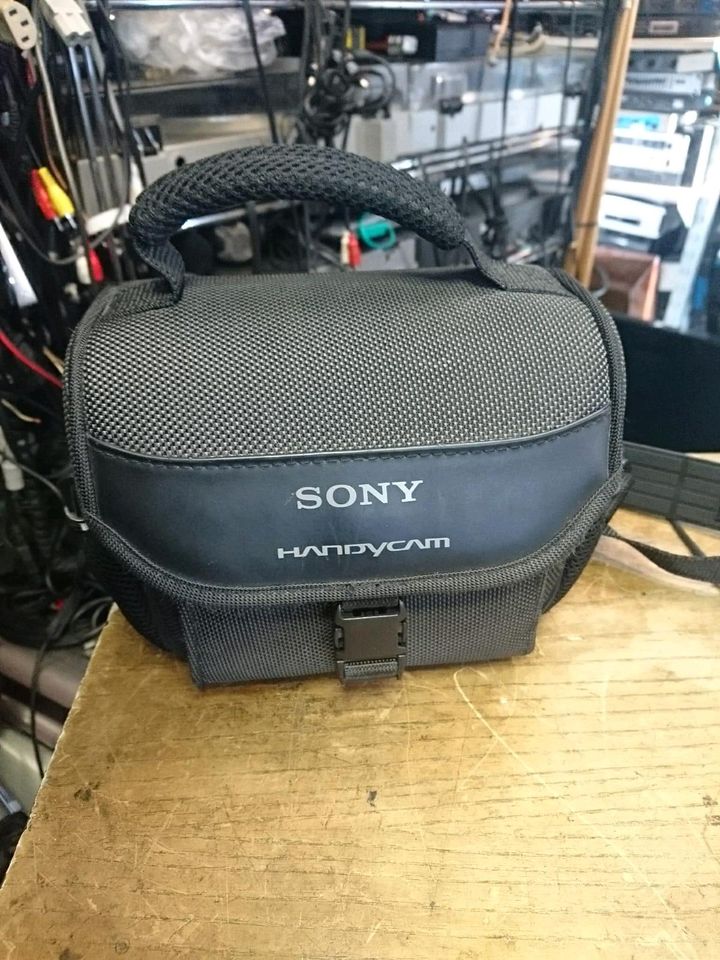 SONY DCR-DVD202E, DVD-Videocamera mit Zubehör!!