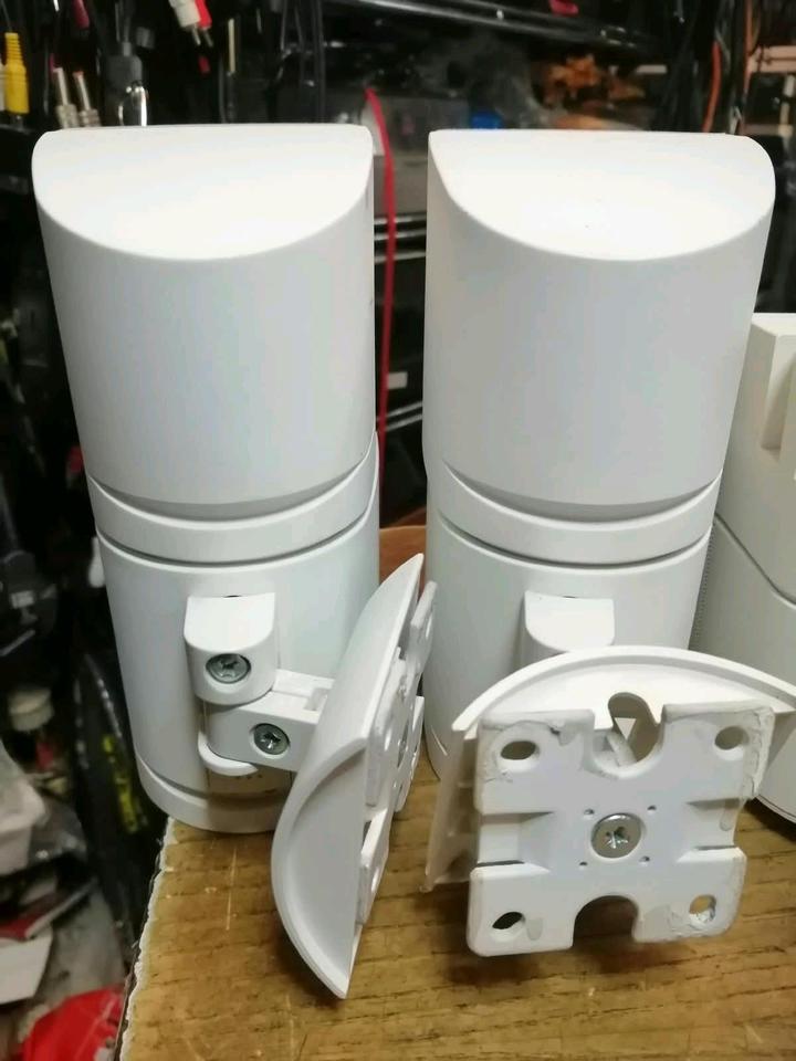 BOSE JEWEL, 2 große und 2 kleine Boxen!!