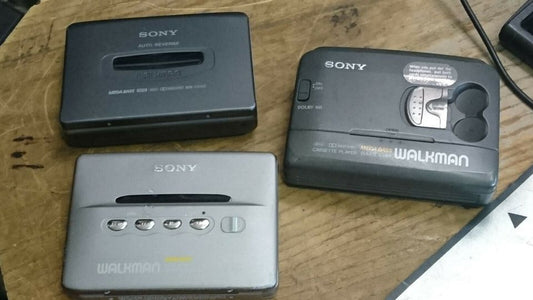 3 SONY Walkman: WM-EX348, WM-EX59, WM-EX512, DEFEKT!!