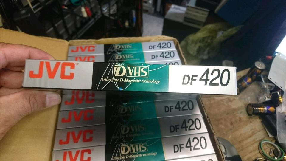 JVC DF-420 D-VHS Digital Videocassetten, 1 Karton/10 Stück - NEU!