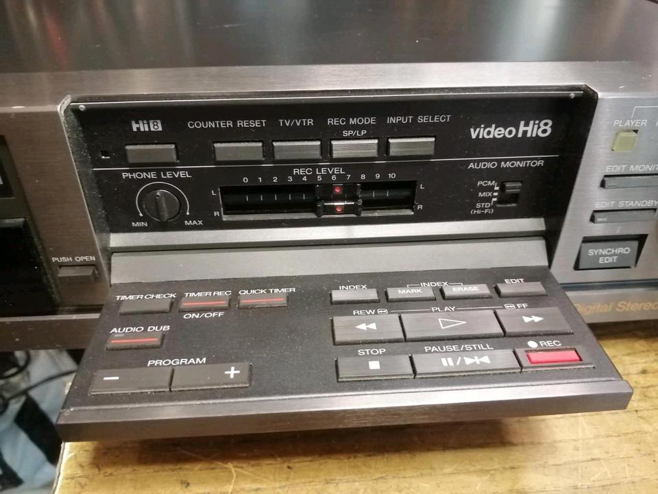 SONY EV-S9000E, Videocassettenrecorder Hi8 +Video 8 +Digital 8!!!