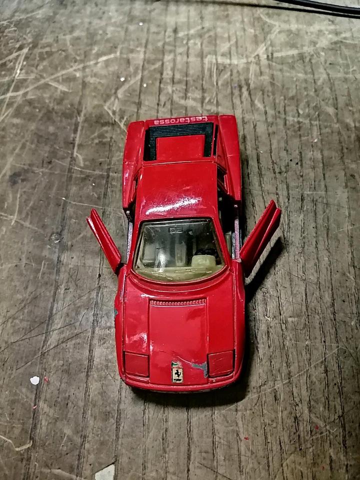4 FERRARI Metall-Modell Autos, Metall, guter Zustand!