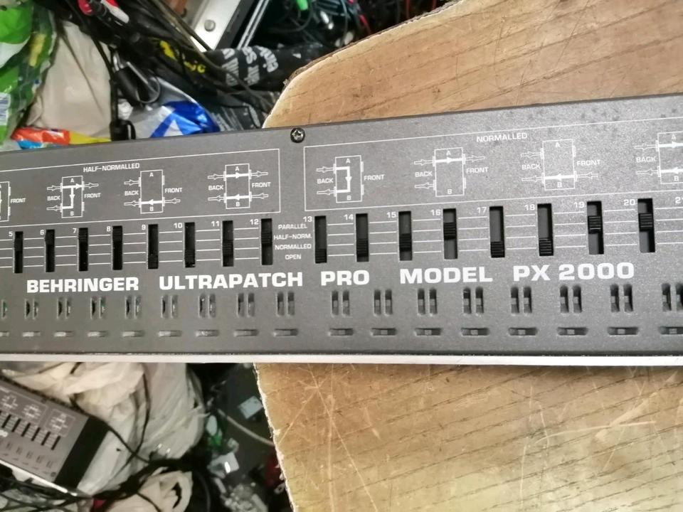 BEHRINGER Ultrapatch Pro PX2000, guter Zustand!!!