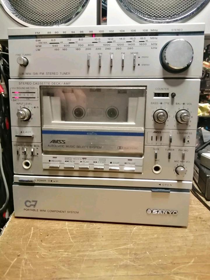 SANYO-Musikanlage: C7P/C7T/C7D + 2 C7S!!