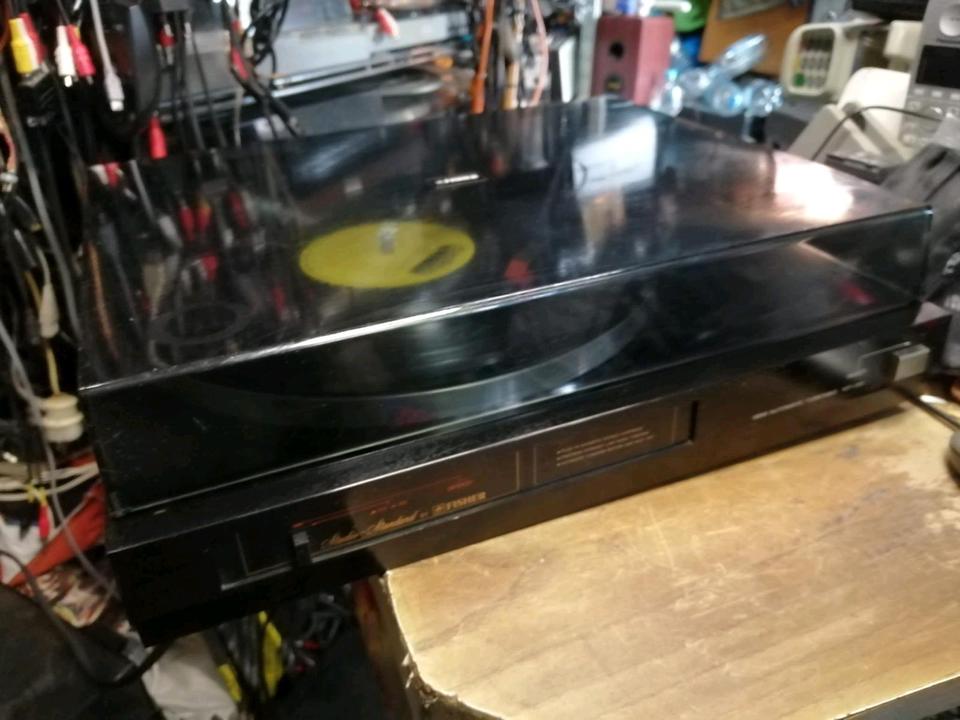 FISHER MT-35R Stereo Plattenspieler, guter Zustand!!!