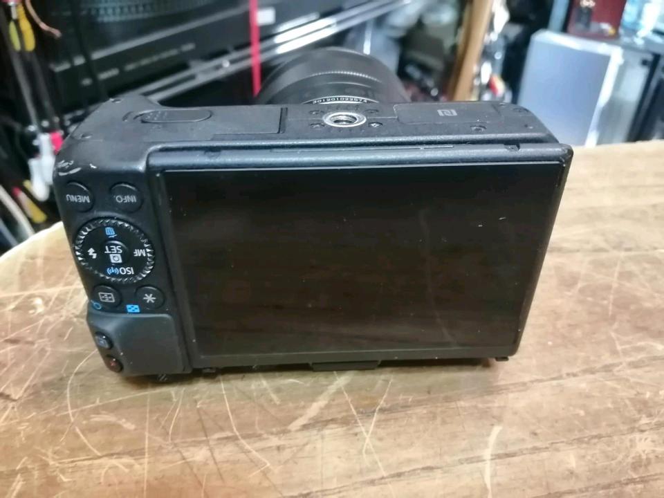 CANON EOS M3, Digital-Kamera mit Objektiv, DEFEKT!!!