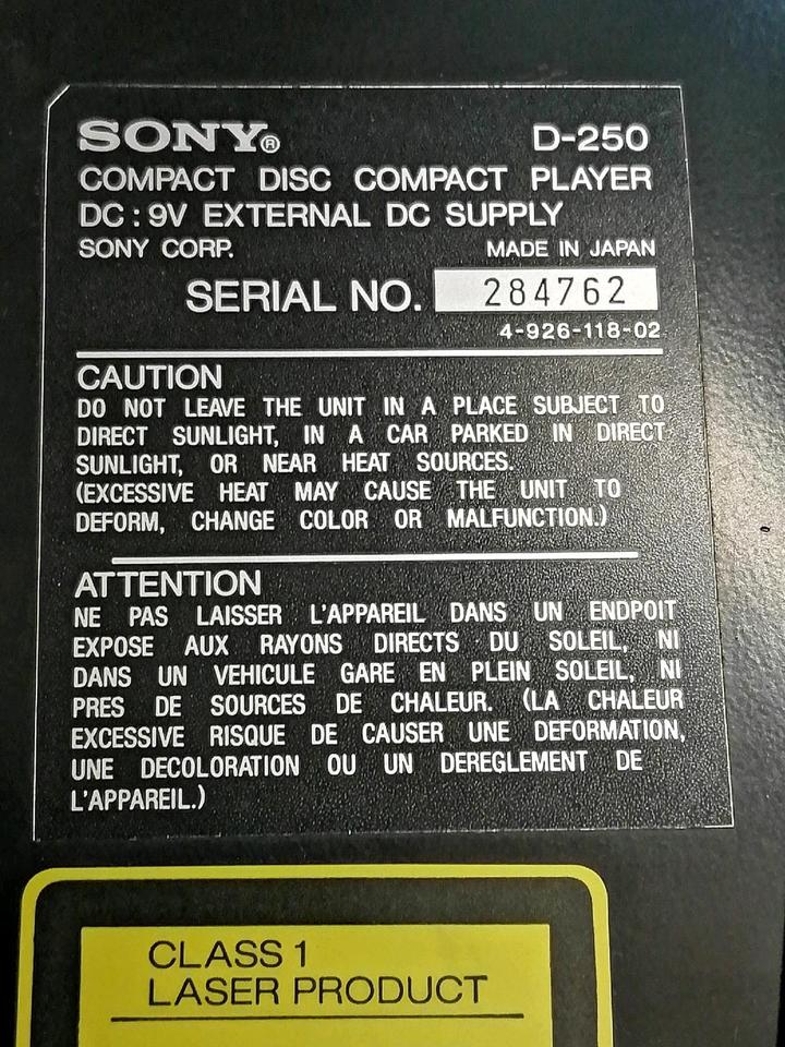 SONY D-250 portabler CD-Player mit Zubehör, DEFEKT!!!