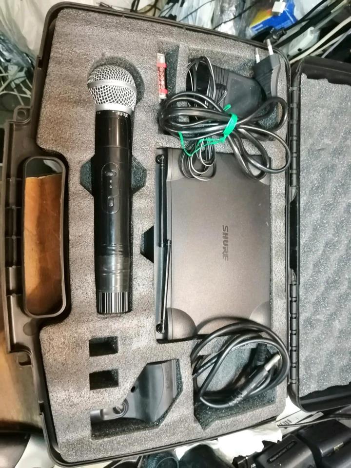 SHURE UT4-TM Receiver + SHURE Beta wireless Mikrofon!!