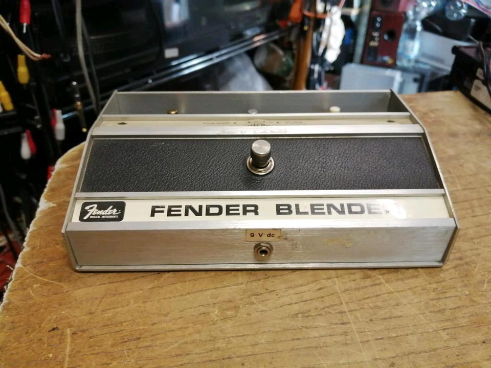 FENDER BLENDER 3 Knopf' 76, Effekt-Gerät OHNE Adapter!!!