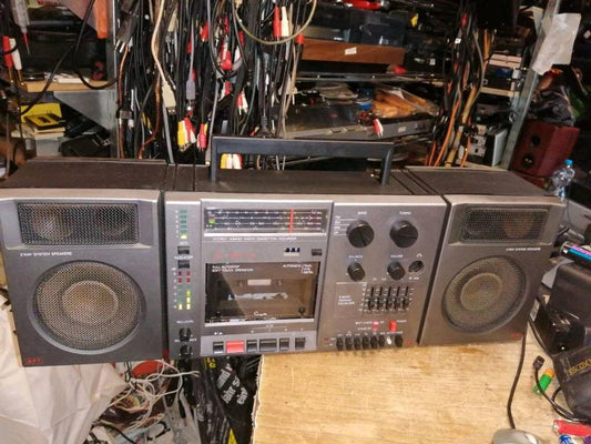 RFT AUDIO 145, Radio-Cassetten-Recorder, etwas DEFEKT!!!