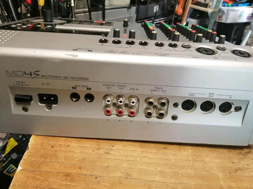 YAMAHA MD4S Multitrack MD Recorder/Mixer mit Minidisc!