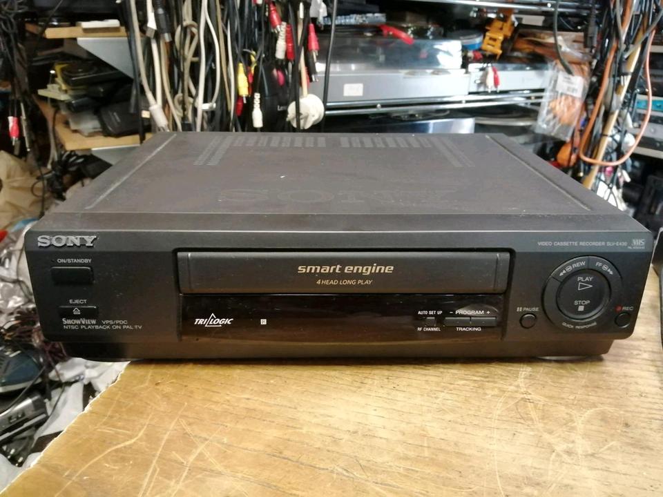SONY SLV-E430VC, Videocassettenrecorder, guter Zustand!!!