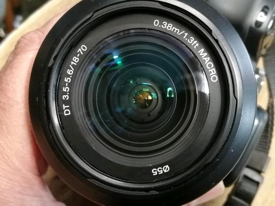 SONY DSLR-A100, Digital-Kamera mit Zubehör, guter Zustand!