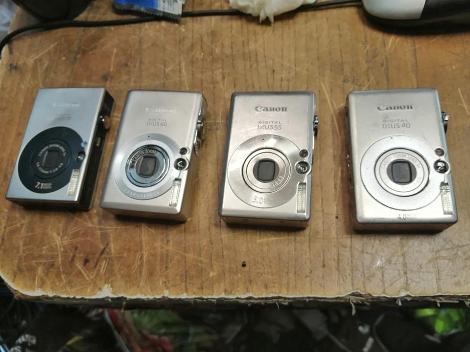 CANON IXUS 70/60/55 und 40, 4 Digital-Kameras, DEFEKT!!!