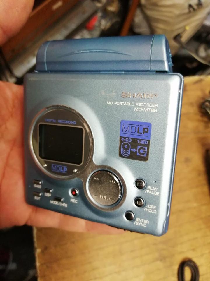 SHARP MD-MT88H(BL), MiniDiscman mit Zubehör!!!