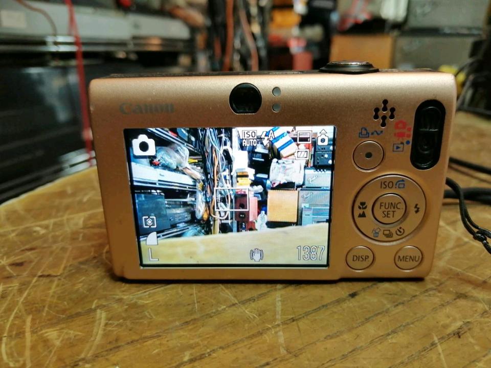 CANON IXUS 80 IS, Digital-Kamera mit Zubehör!!