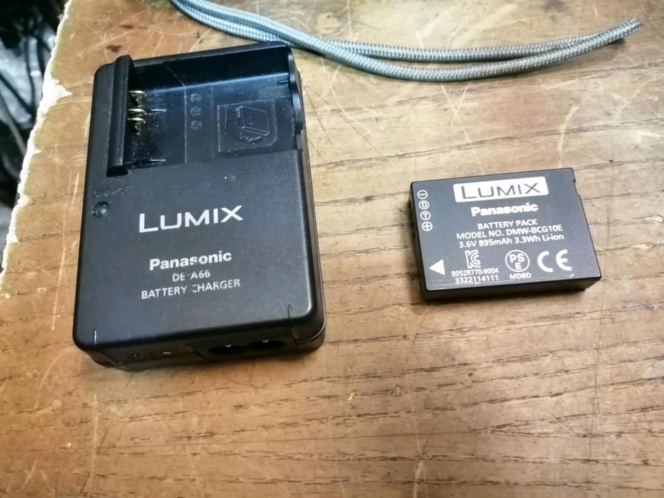 PANASONIC LUMIX DMC-TZ25, Digital-Kamera mit Zubehör!!