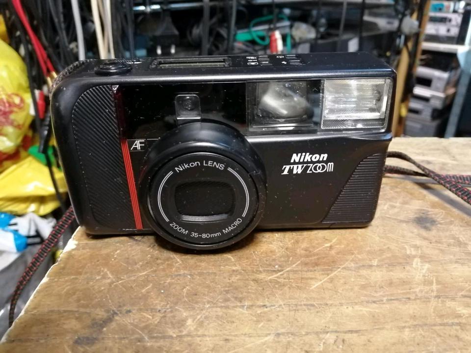 NIKON TW ZOOM, Analog-Kamera mit Original-Tasche!!!