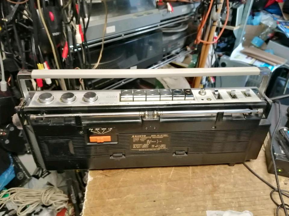 SANYO M7700LE, Radio-Cassetten-Recorder, guter Zustand!!
