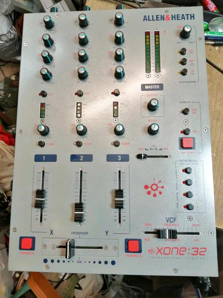 ALLEN & HEALTH xone32, Mixer, guter Zustand!