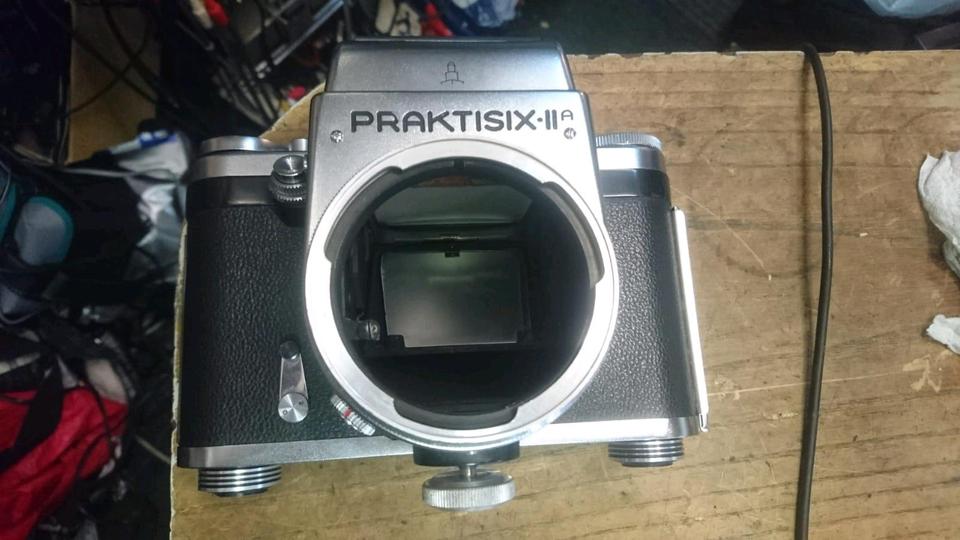 PRAKTISIX-II AG, Analog-Kamera OHNE Objektiv, guter Zustand!!