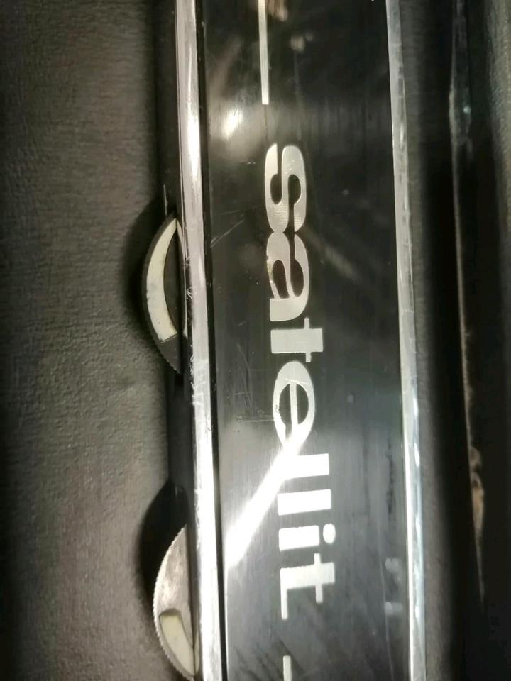 GRUNDIG 600 Professional, Radio, etwas DEFEKT!!