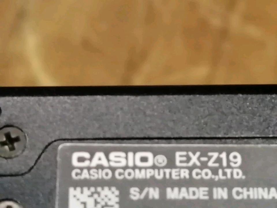 CASIO EX-Z19, Digital-Kamera mit Zubehör!!!