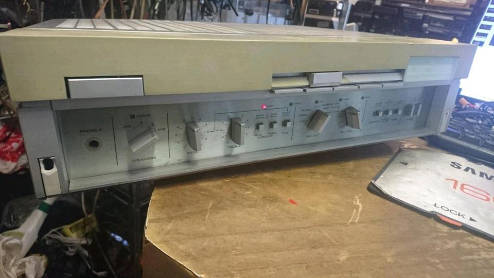 KENWOOD KA-900 Integrated Amplifier