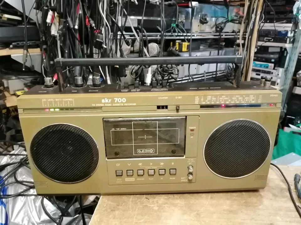 RFT SKR 700, Radio-Cassetten-Recorder, etwas DEFEKT!!!