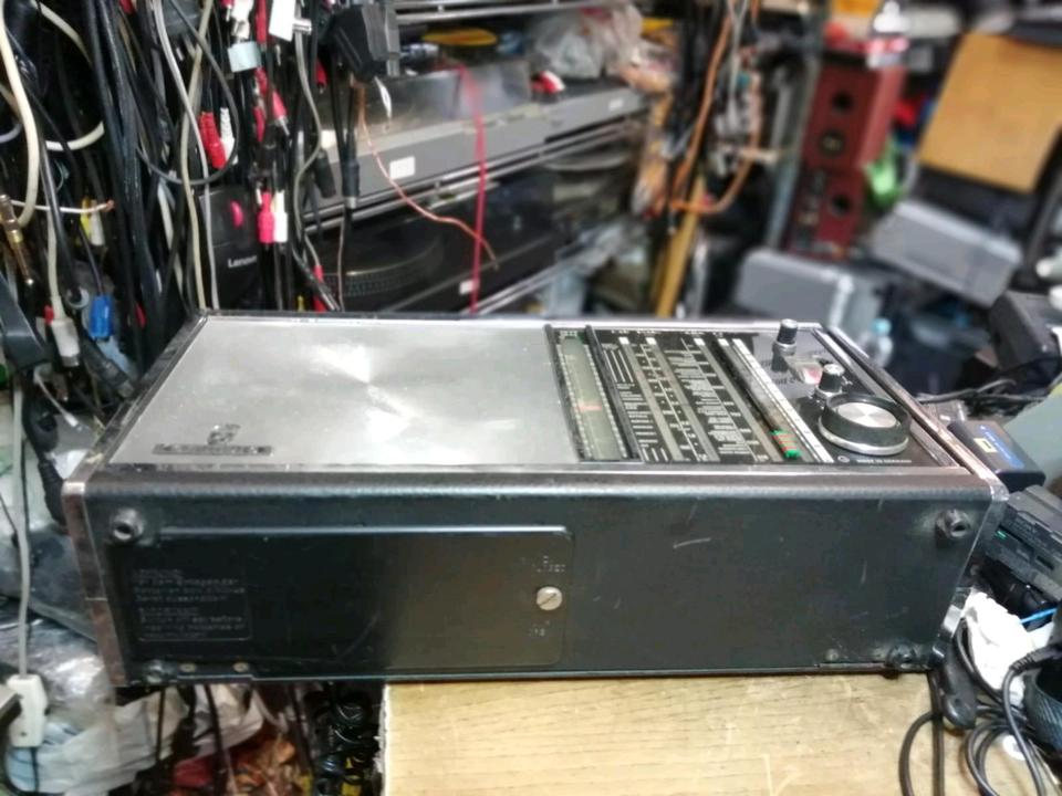 GRUNDIG Satellit Transistor 6001, Radio!!