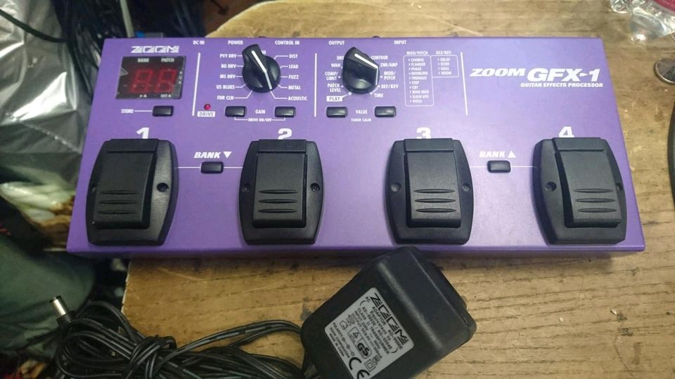 ZOOM GFX-1, Guitar Effects Processor/Gitarren Effekt-Gerät!!