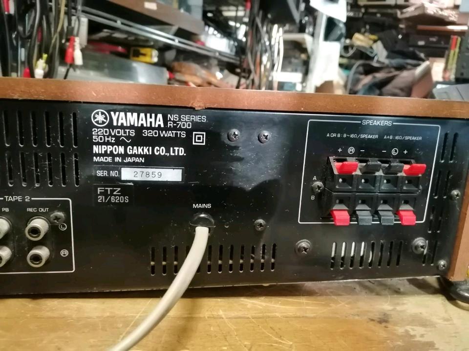 YAMAHA R-700, Receiver, guter Zustand!!