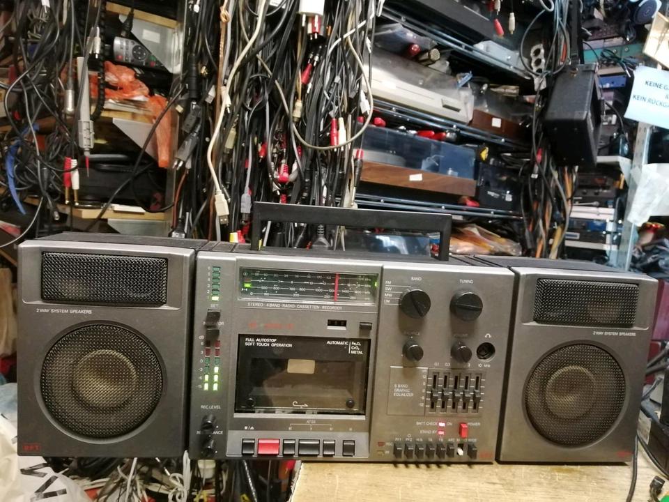 RFT AUDIO 145, Radio-Cassetten-Recorder, etwas DEFEKT!!!