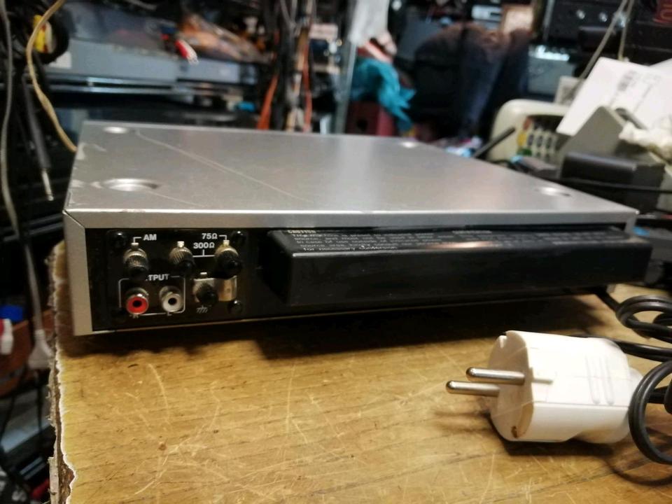 AKAI UC-K2, Stereo Tuner, guter Zustand!!