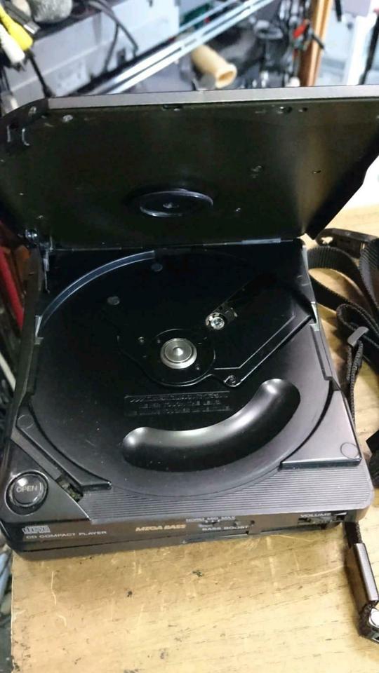 SONY D-350, Discman/CD-Player, mit Zubehör, DEFEKT!!