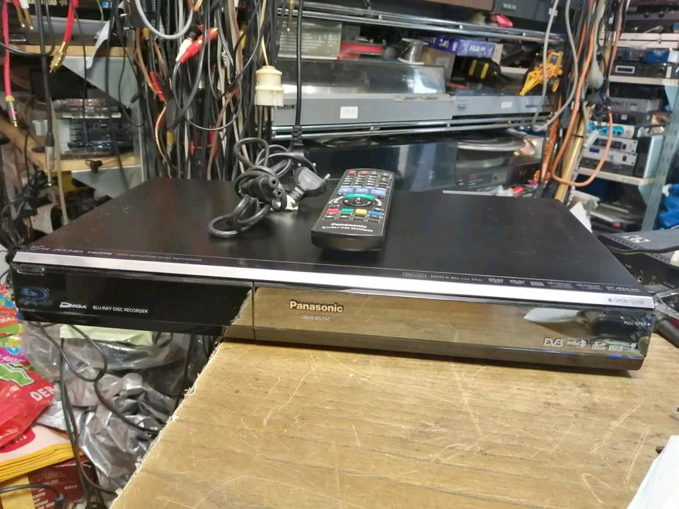 PANASONIC DMR-BS750, Blu-Ray-Recorder, 250 GB Festplatte HDD!!