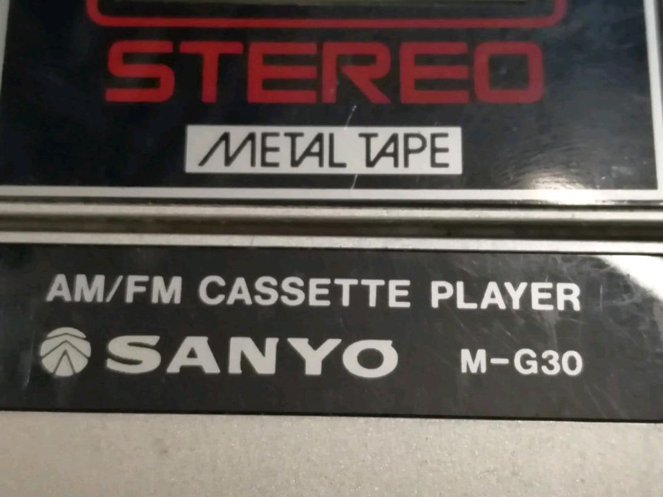 SANYO M-G30 AF/FM Stereo Cassette Player/Walkman, guter Zustand!!