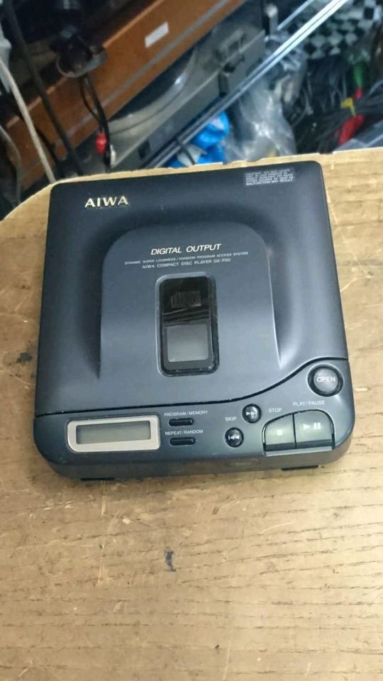 AIWA DX-P50, Compact Disc Player/Discman, OHNE Adapter!!