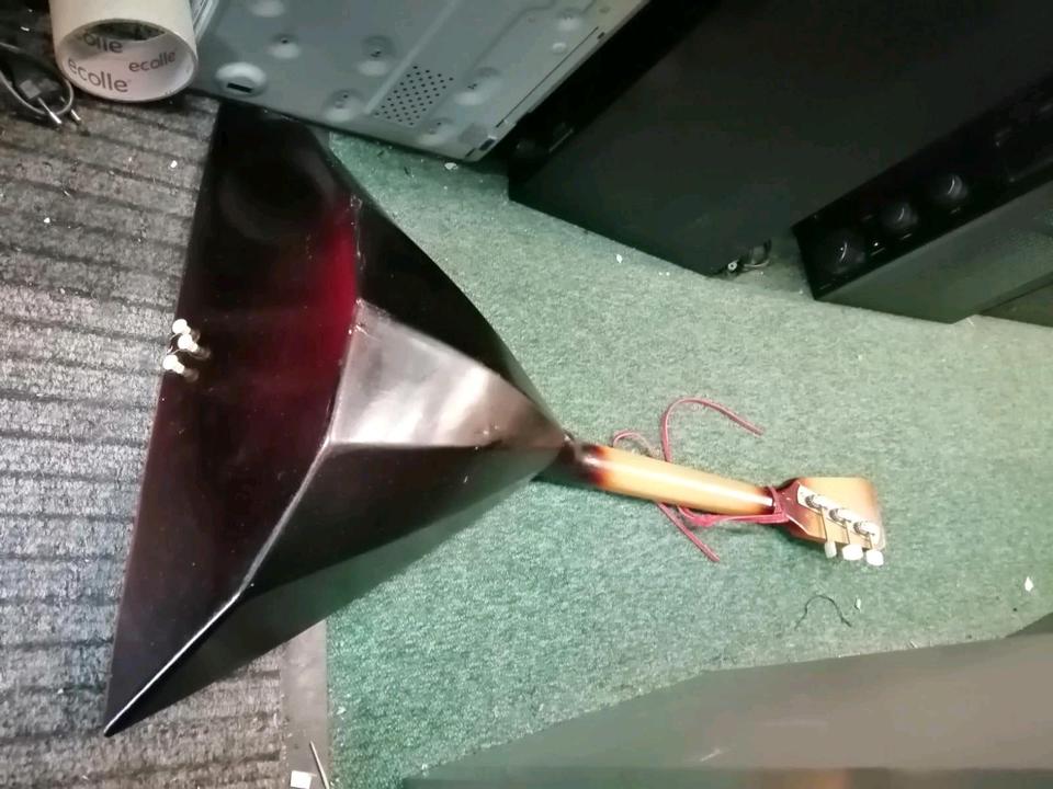 RUSSISCHE BALALAIKA, Baujahr: 1982, 3 Saiten, guter Zustand!!!