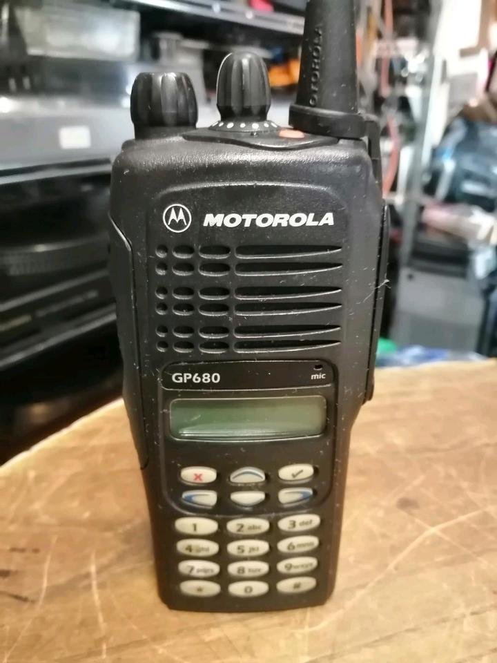MOTOROLA ATEX GP680, Handfunkgerät, KEIN Ladegerät!!!