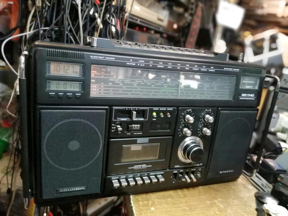 GRUNDIG RR1140 Professional, Radio-Cassetten-Recorder!!