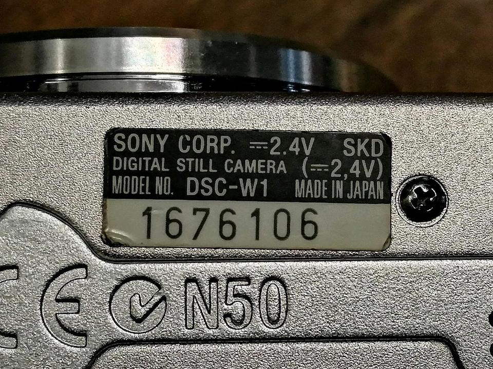 SONY DSC-W1, Digital-Kamera mit 1 Speicherkarte!!!