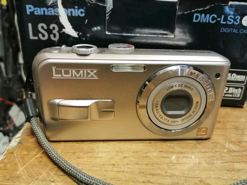 PANASONIC LUMIX DMC-LS3, Digital-Kamera mit Zubehör!!!