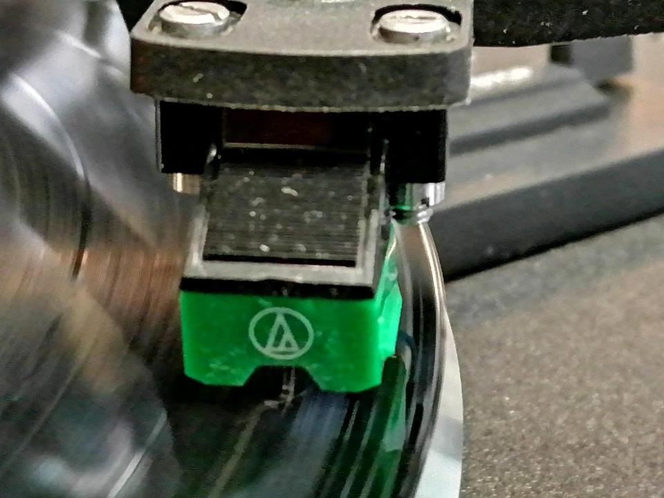 THORENS TD158, Plattenspieler +AUDIO-TECHNICA Nadelsystem!