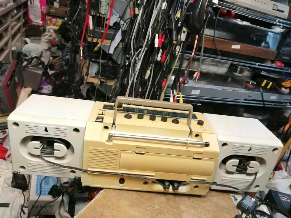 RFT SKR1200 PARTY, Radio-Cassetten-Recorder, guter Zustand!!