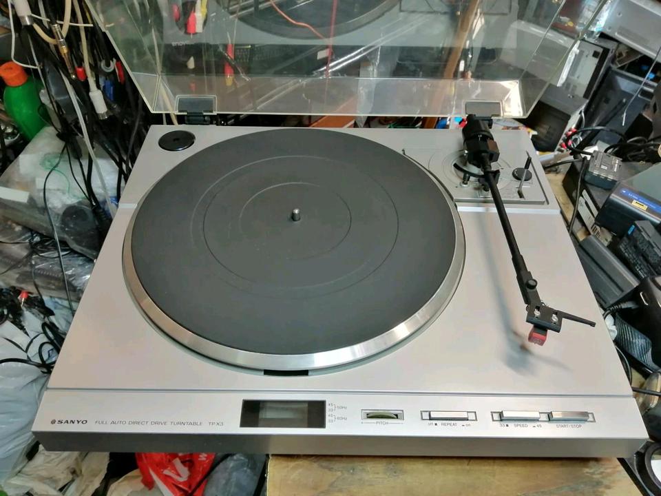 SANYO TP X3, Plattenspieler + AUDIO-TECHNICA Nadelsystem!!
