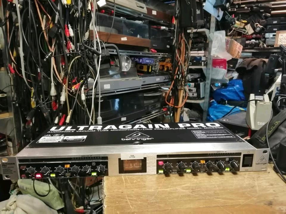 BEHRINGER Ultragain Pro Mic, Vakuumrõhrenverstärker!!