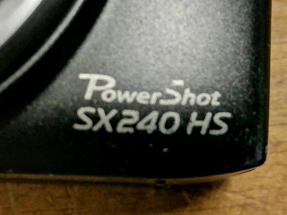 CANON PowerShot SX240HS, Digital-Kamera mit Zubehör!!